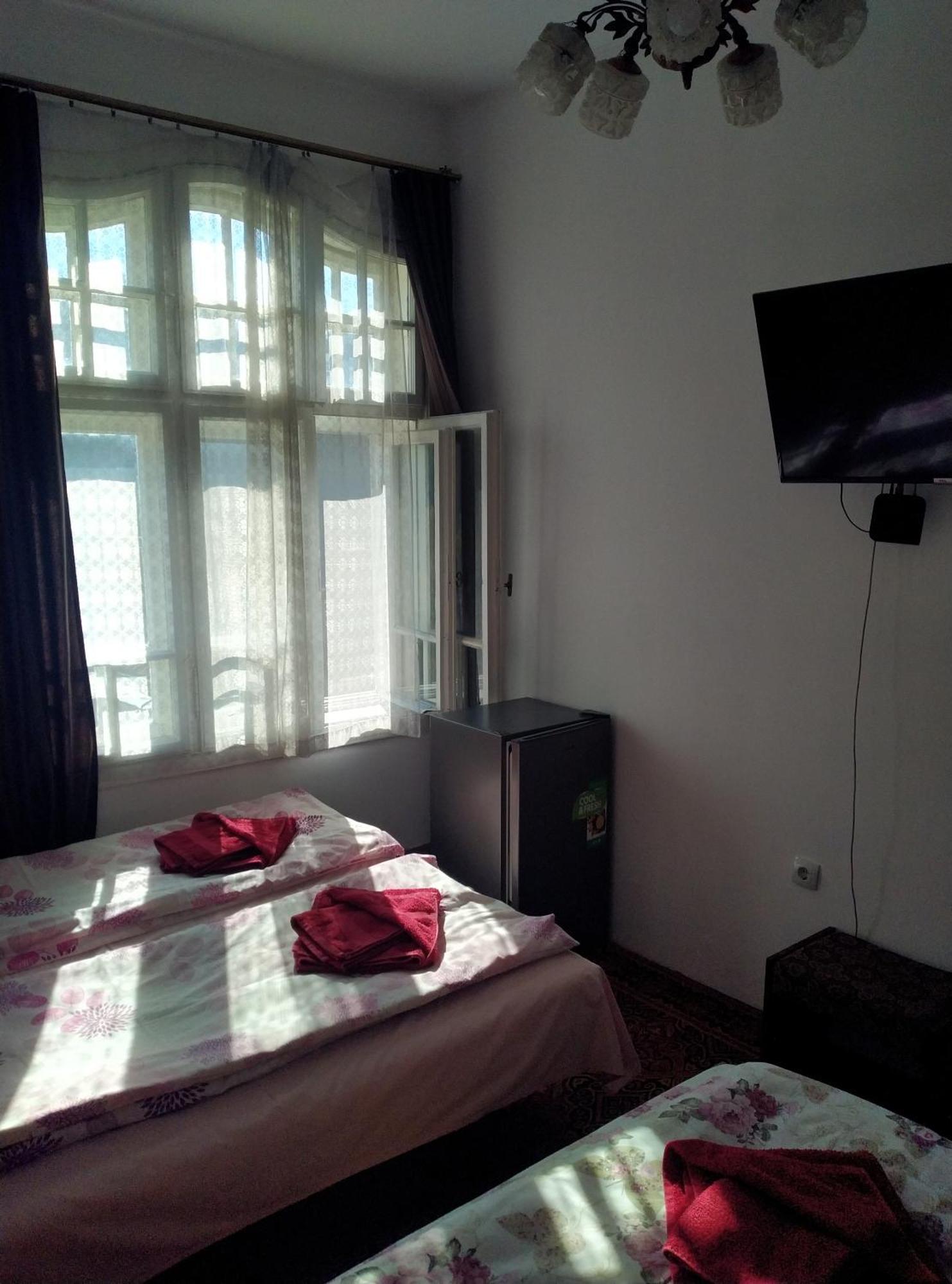 Mercury Guest House Veliko Tarnovo Kültér fotó