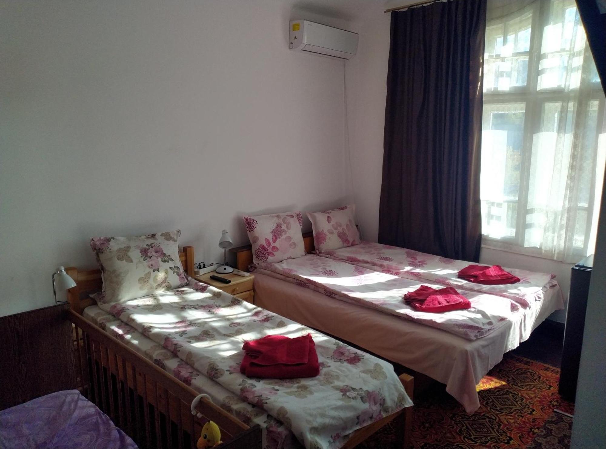 Mercury Guest House Veliko Tarnovo Kültér fotó