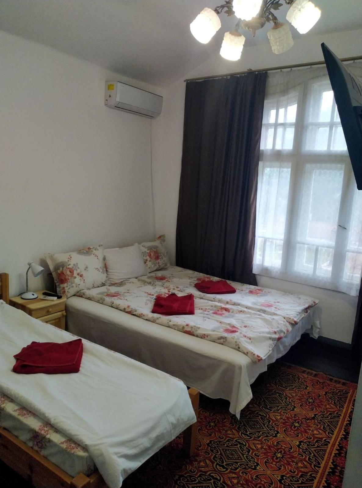 Mercury Guest House Veliko Tarnovo Kültér fotó